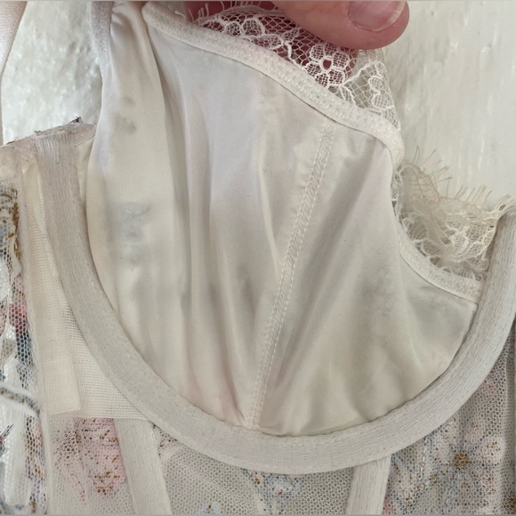 VICTORIA'S SECRET CREAM FLORAL UNLINED WIRED BRA TOP CORSET ZIP BACK 34B 32C - Picture 5 of 6